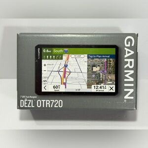 Garmin dezl OTR720 7 Inch Display GPS Truck Navigator NEW Bluetooth Weather Maps